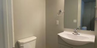 930 N Shippen St - 2 Gallery 8