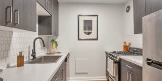 611 E 11th Avenue Gallery 10