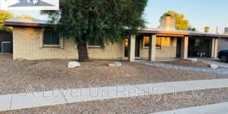 7532 North Rasmussen Avenue Gallery 2