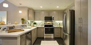 360 Luxury Apartments Gallery 19