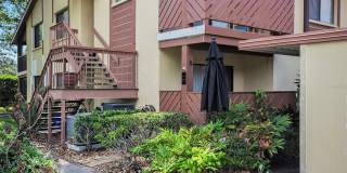 600 SUMMERHILL Court Gallery 1