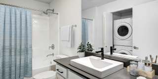 Hanna Heights Gallery 41