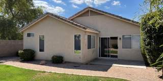 6831 S 33RD Drive Gallery 25