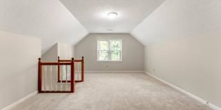 170 West Court Gallery 24