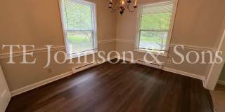 Spacious One Level Home with Den, Granite Kitchen Island, and 2 Car Carport Gallery 14