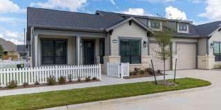 Cadence Creek at Towne Lake - 55+ Apartment Homes Gallery 28