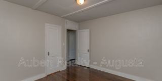 2207 Montclair Street Gallery 21