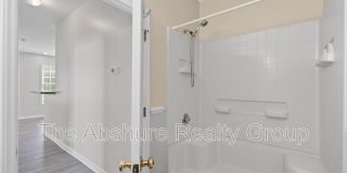 1713 Kudrow Lane - 1 Gallery 35