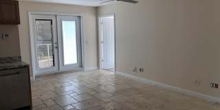 477 SE Riverside Drive Gallery 1