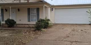 120 Woods Edge Dr Gallery 1