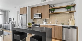 8000 Uptown Gallery 2