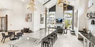 The Dylan at Grayson Gallery 8