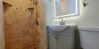 Charming 4 Bed 3 Bath Home Near UNM! Gallery 19