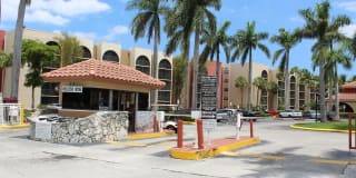 Aventura Harbor Apartments Gallery 30