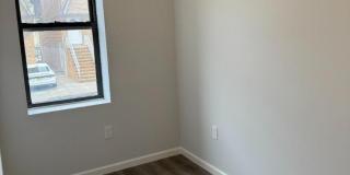 37 6Th St Gallery 20