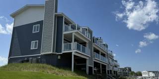 50 Marine Drive - #8 Gallery 1
