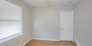 2208 Fremont Street Gallery 8