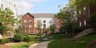 Peninsular Place Apartments - Student Housing Gallery 5