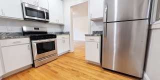Bright and Sunny Updated 3-bed/1-bath near Loyola Gallery 7