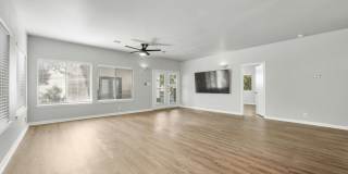 Renovated 6bed/3bath Close to Campus! Gallery 7