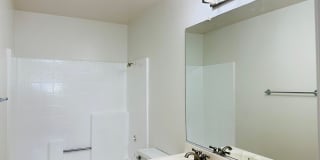 Spacious 4 Bedroom with Loft in Loma Linda Gallery 43