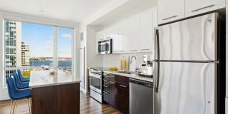 Watermark Seaport Gallery 6