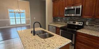 Spacious 4 Bedroom 2 1/2 Bath Home For Rent in Sango Area! Gallery 11