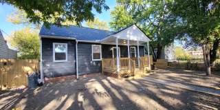 Recently Updated Two Bedroom Home Minutes From Downtown Gallery 1