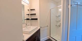185 Davis Avenue - 8Unit 8 Gallery 12