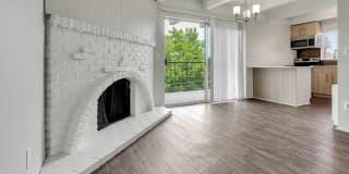 Liv on Steele Gallery 11