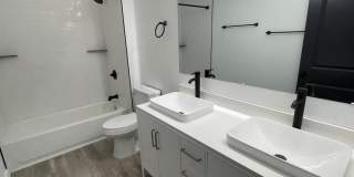 1321 Cedar Avenue South Gallery 16