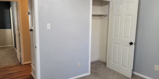 Available May! Cozy and comfortable 3/2/2 Home Gallery 36