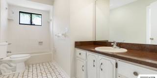 29 Foster Lane Gallery 27