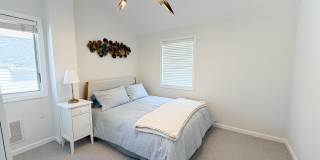 18 Field Court Gallery 19