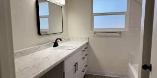 Gateway Village Gallery 17