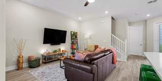 5054 SAN MARTINO Drive Gallery 8