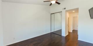 309 Stanford Gallery 4