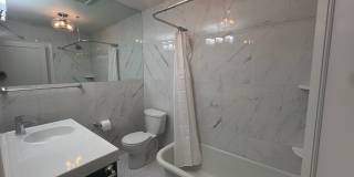 Newly Remodeled Condo on Capitol Hill - Close to UW Gallery 15
