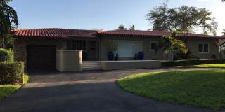 1431 Sarria Avenue Gallery 1