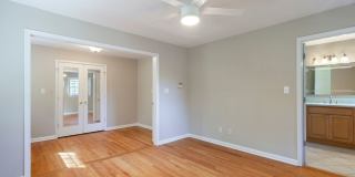 Very Spacious 4bd/3.5ba Brookhaven Home w/ 2 Car Garage and Fenced-In Backyard!! Gallery 1