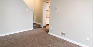 ***South Side Duplex Apartment For Rent * Pet Friendly * Walk to E. Carson St. * Available Now * Renovated *** Gallery 8