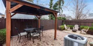 106 E Gates Street Gallery 29