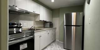 172 River Gallery 9