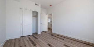1457 E Taylor Street Gallery 3