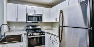 The Lido Apartments - Senior Living Gallery 17