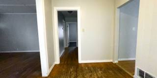 Preleasing for August 2026!! 5-Bedroom Home Near Ball State Campus! In Unit Washer/Dryer & Large Backyard! Gallery 11