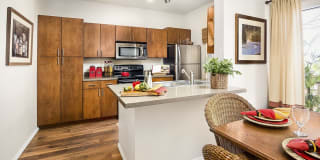 Pinnacle Highland Apartments Gallery 6