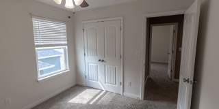 Beautiful 3 bedroom home Gallery 29