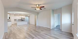2 WEEKS FREE RENT + $1,750 A MONTH! Gallery 17