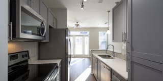 AMLI Lindbergh Gallery 25